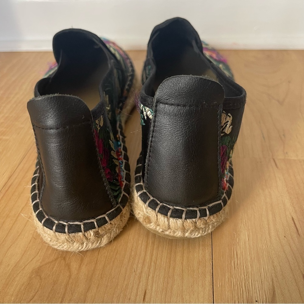 FABIOLAS Espadrilles Flat Slip-On Floral Embroidered Handcrafted Shoes Sz 41 - Picture 6 of 9
